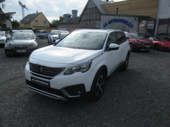 Peugeot 5008 130 CV ALLURE 7 PLACES 1ERE MAIN FRANCE TVA RECUPERABLE 14900 euros