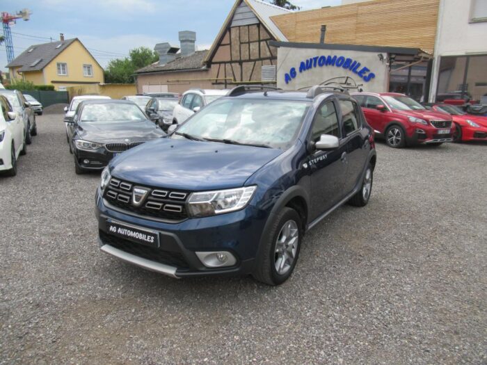 Dacia Sandero STEPWAY 90 CH TVA RECUPERABLE 8900 euros