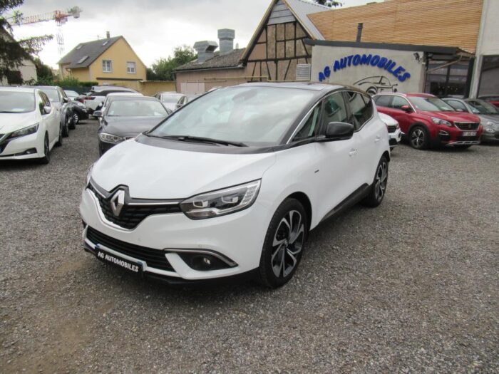 Renault Scénic 140 CH EDC BOSE 50000 KMS TVA RECUPERABLE 17900 euros