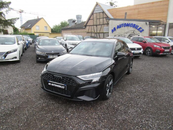 Audi A3 sportback S line 150 CH FULL BLACK 1ERE MAIN FRANCE 31900 euros