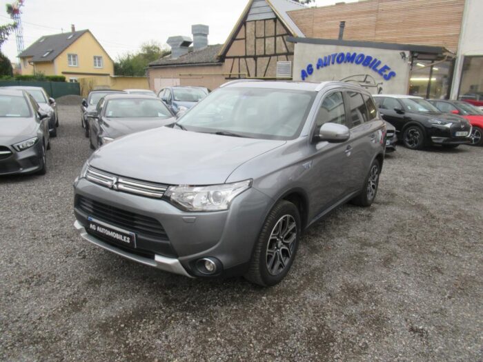 Mitsubishi Outlander lll PHEB HYBRIDE 4WD 16900 euros