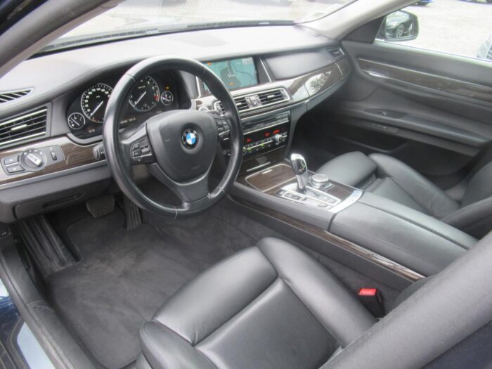 BMW Série 7 740 LI LUXE 320 CH ORIGINE FRANCE – Image 7